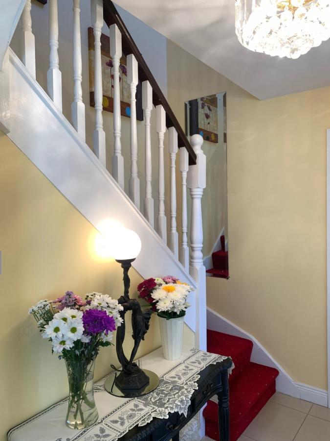 Seascape On The Edge Of Town: 4 Beds All Ensuite. Belmullet Kültér fotó